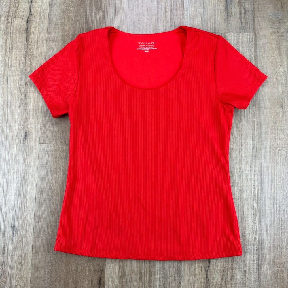 Tahari Modern Essentials Womens Medium M Red Short Sleeve Nyon Spandex Top